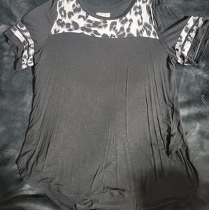 EUC maurices ladies large top